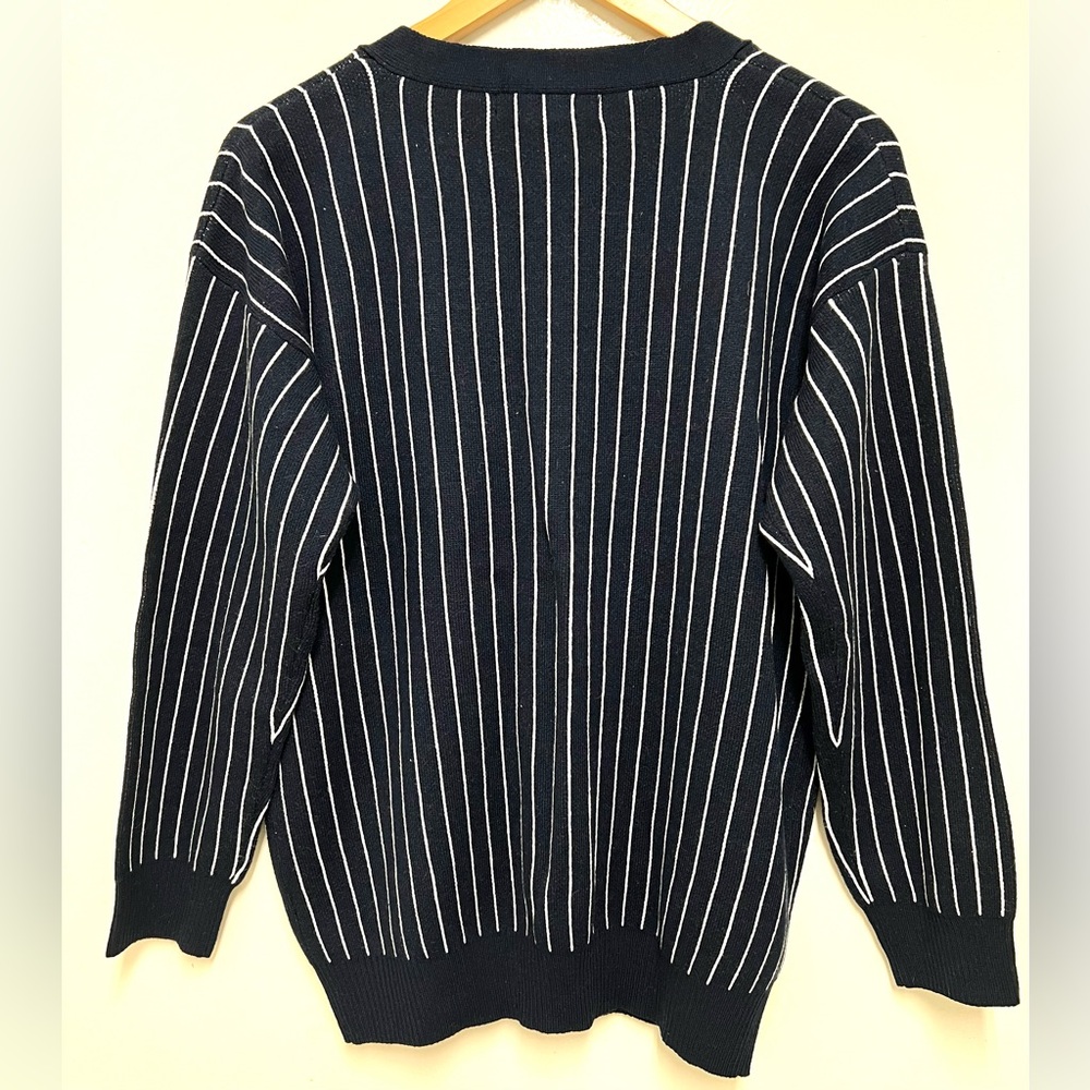 Forever 21 Women's Navy Blue White Stripes V Neck Cardigan 5 Buttons Size S - Picture 8 of 11